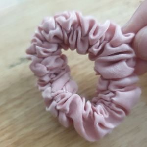 hair ties, girls , pink